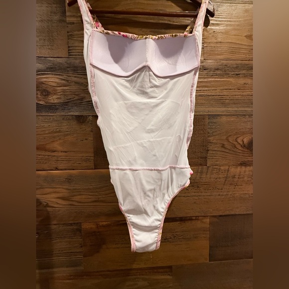 $128 Betsey Johnson Bandeau Pink Floral One Piece Swimsuit - Picture 9 of 9